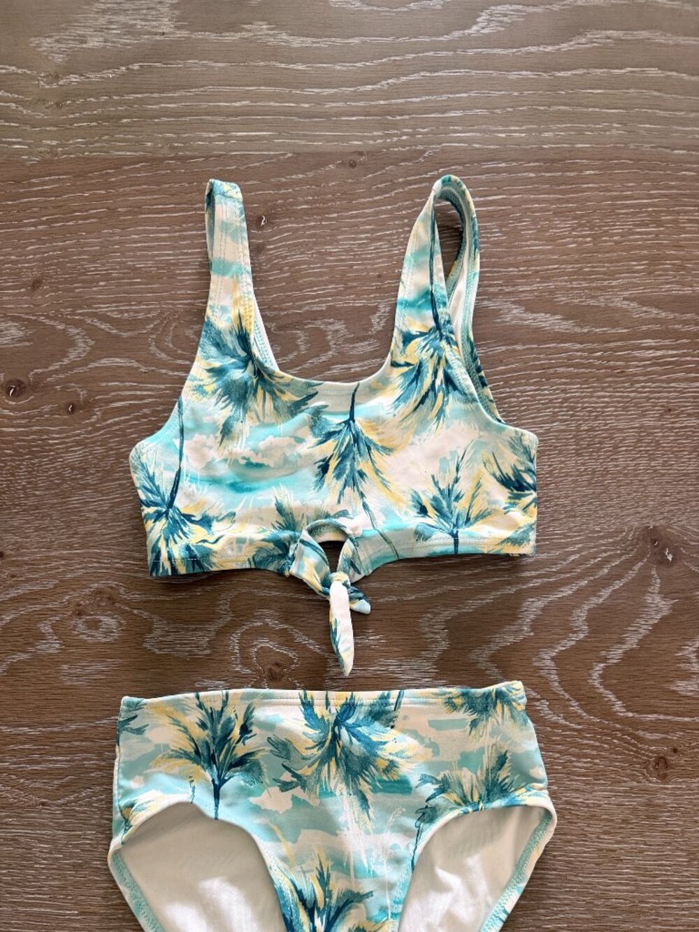 Girls Old Navy 2 piece bikini bathing suit swimsuit beach print size Medium 8